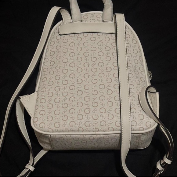 GUESS✨🩶🤍Off-White Patterned Backpack - Picture 2 of 3
